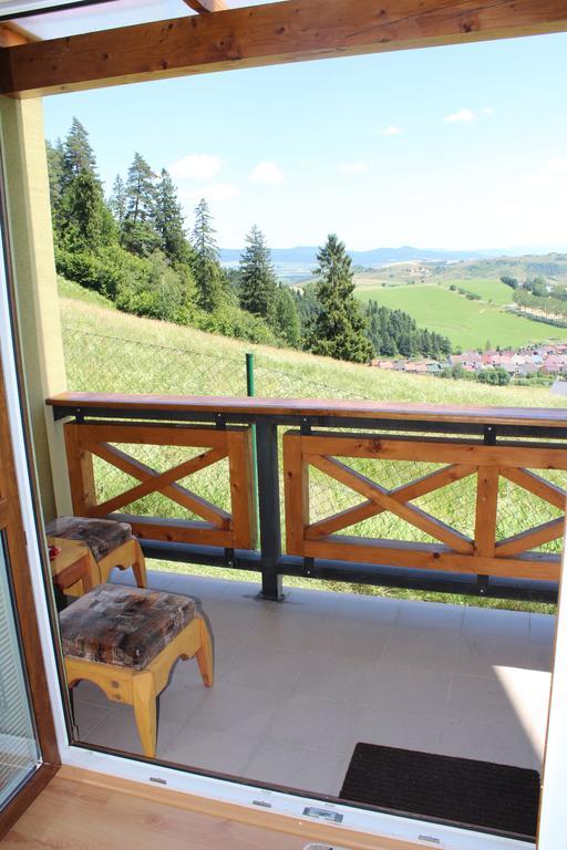 Pine Wood Apartment Vyšné Ružbachy Стая снимка